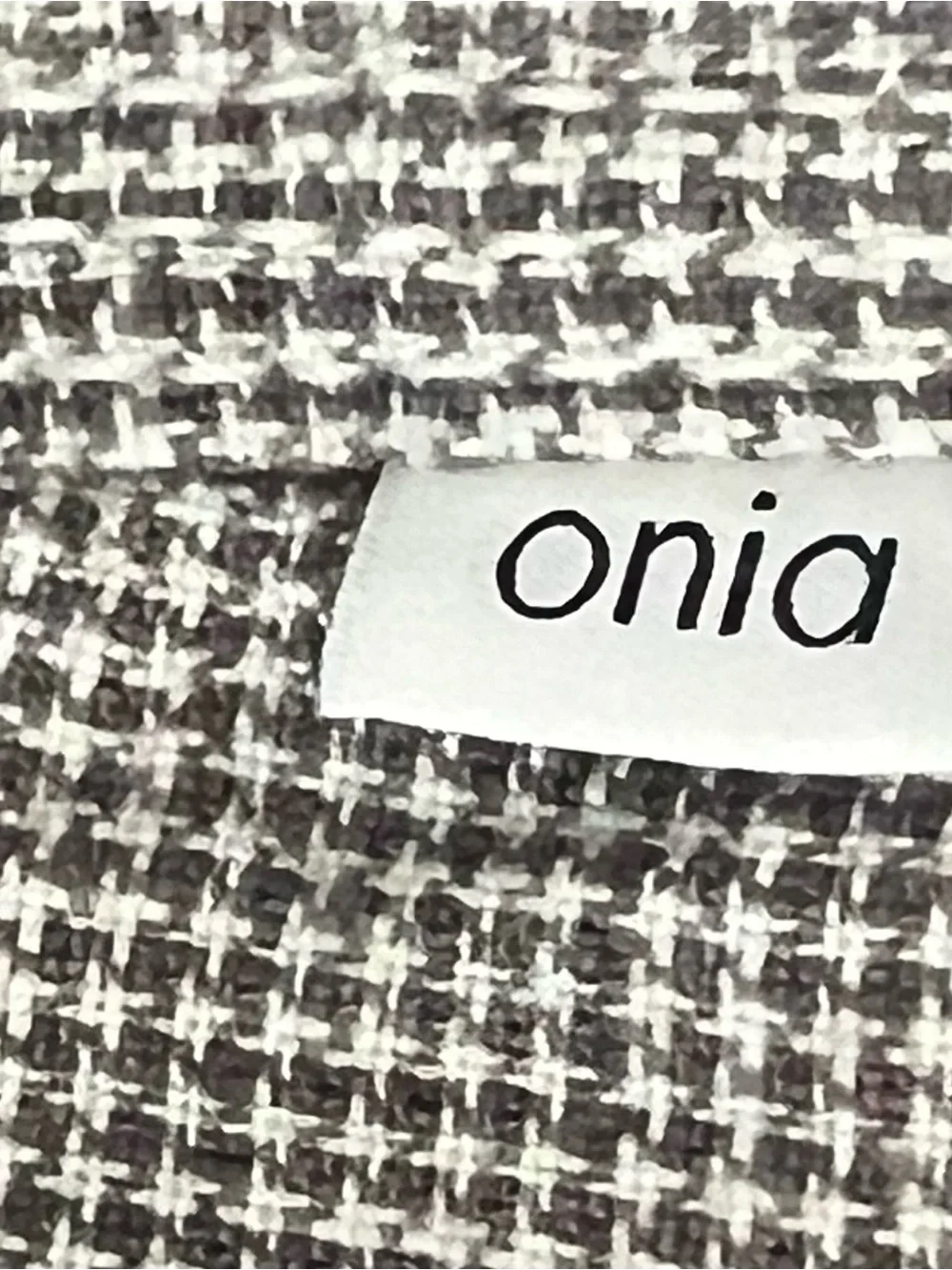 Onia Austin Micro Houndstooth Linen Shorts Men’s 34 Greige